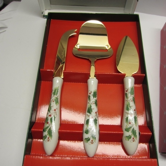 Holly Berry Christams 3PCS Cheese cutter Stainless steel /home holid divid plate - Picture 3 of 11